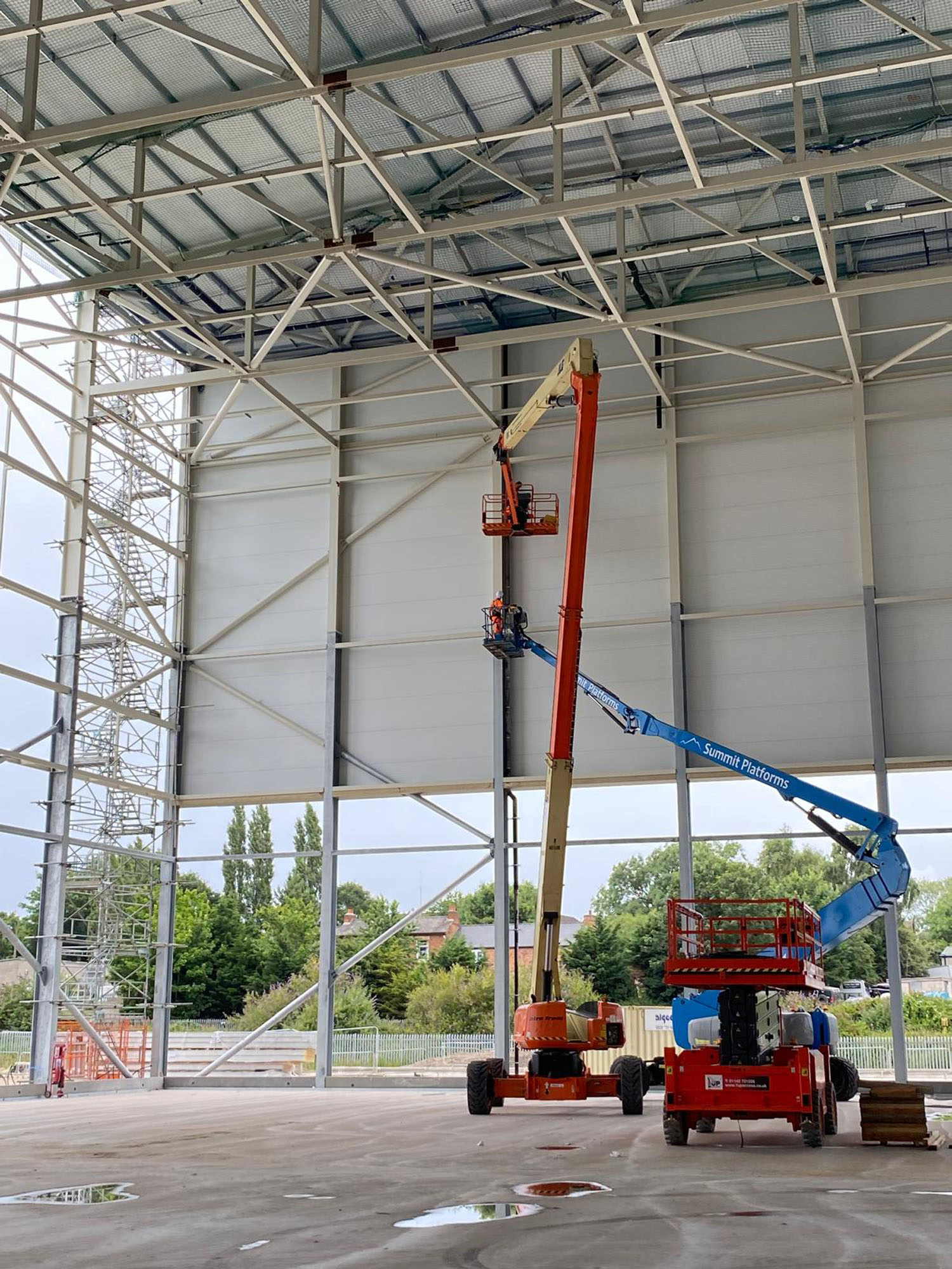 Service additional image